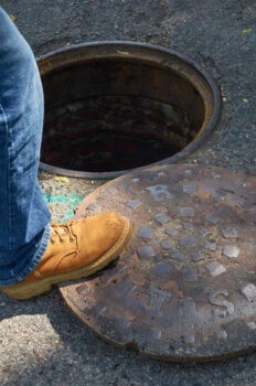 trip and fall claims open manhole