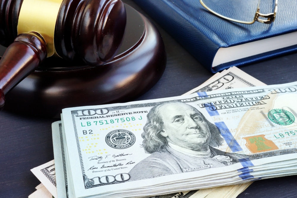 How are Personal Injury Settlements Paid Out?